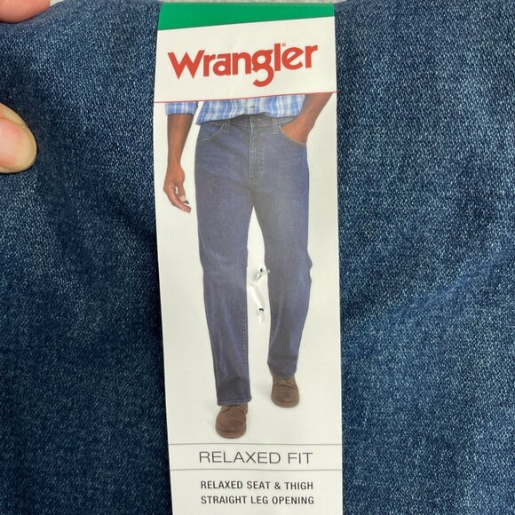 NEW Wrangler Men's 38 x 34 Relaxed Fit Jeans Straight Leg Denim Blue Cotton - Picture 5 of 8